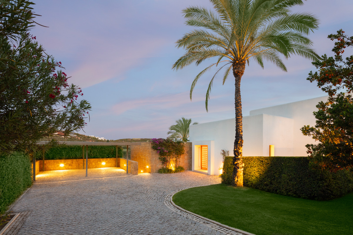 New development in Casares