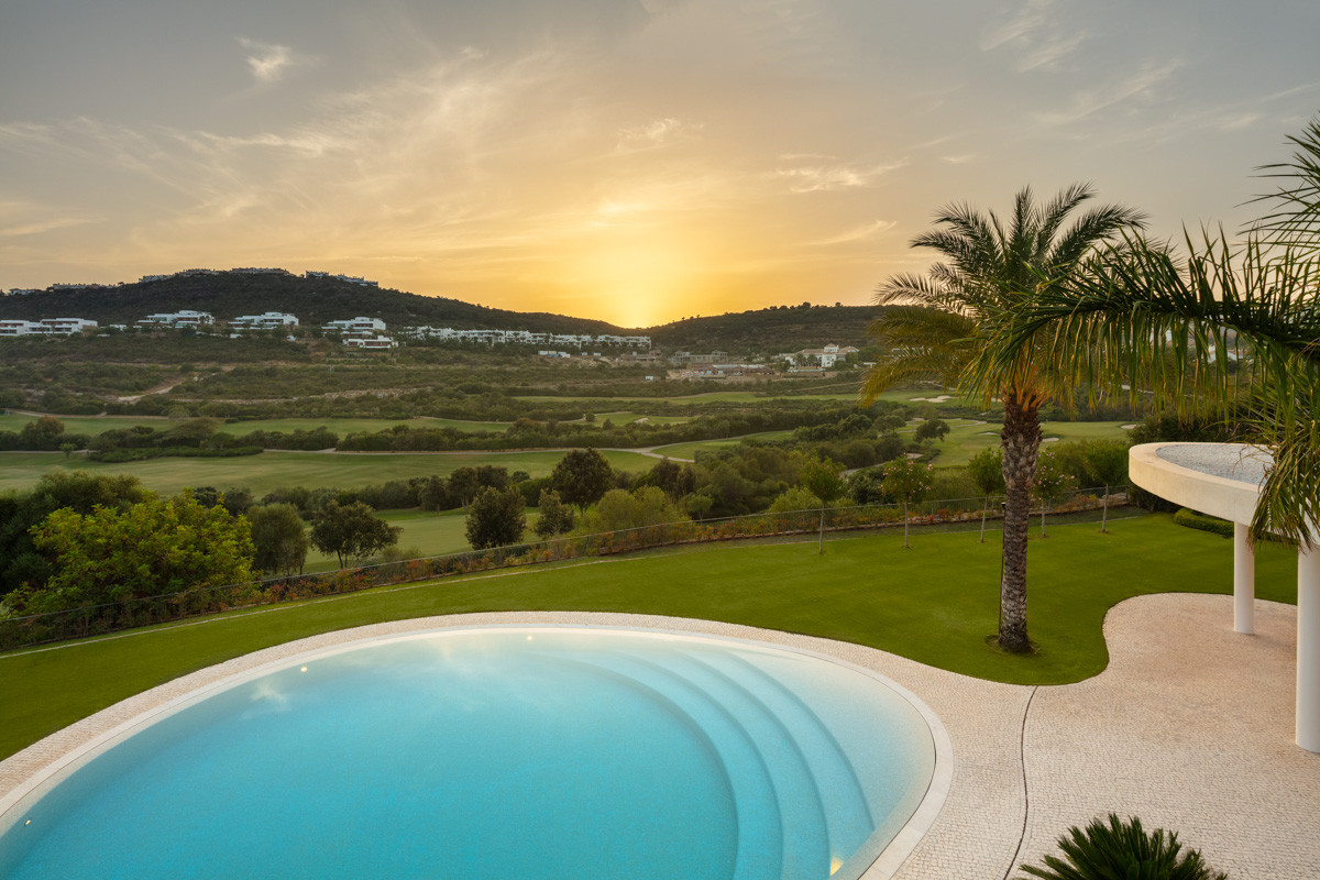 New development in Casares